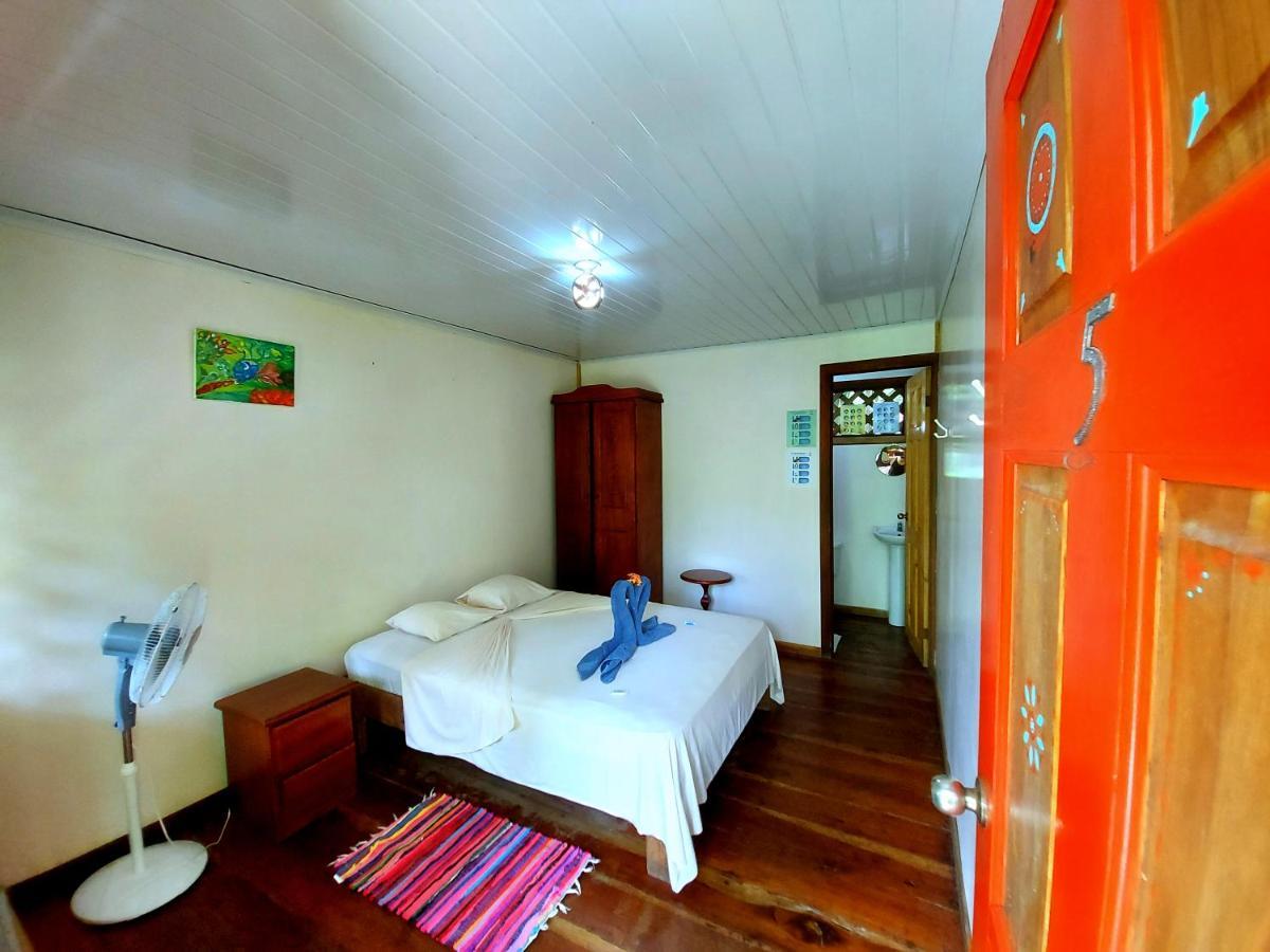 Cabinas Тортугеро Экстерьер фото