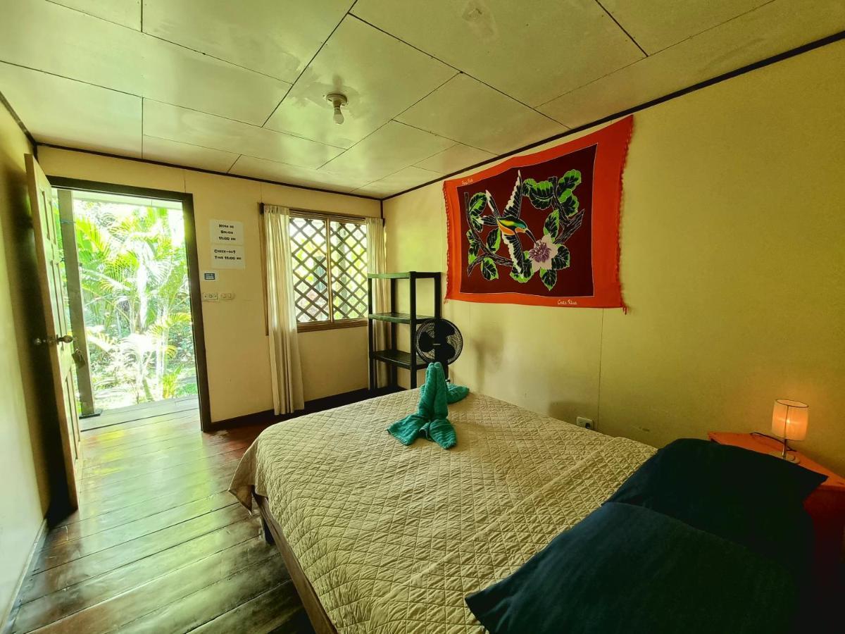 Cabinas Тортугеро Экстерьер фото
